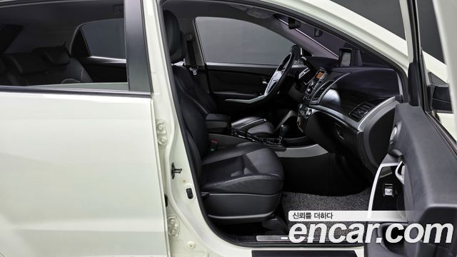 KG Mobility KORANDO 2014 — photo 10