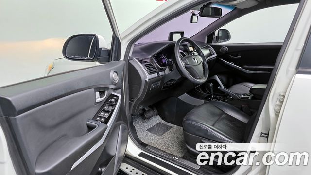 KG Mobility KORANDO 2014 — photo 11