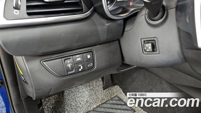 Genesis G70 2018 — photo 16