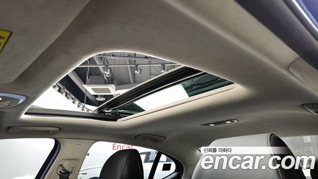 Genesis G70 2018 — photo 18