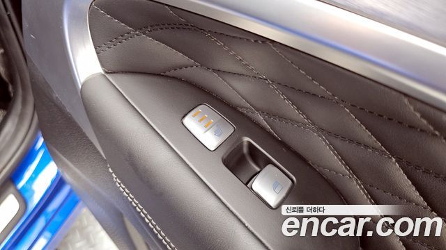 Genesis G70 2018 — photo 19