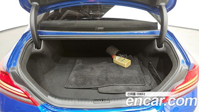 Genesis G70 2018 — photo 20