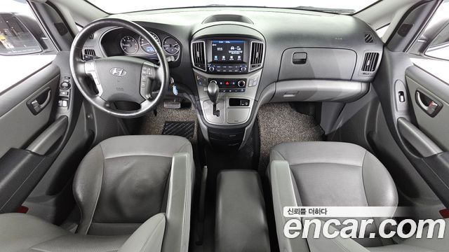 Hyundai Starex 2021 — photo 7