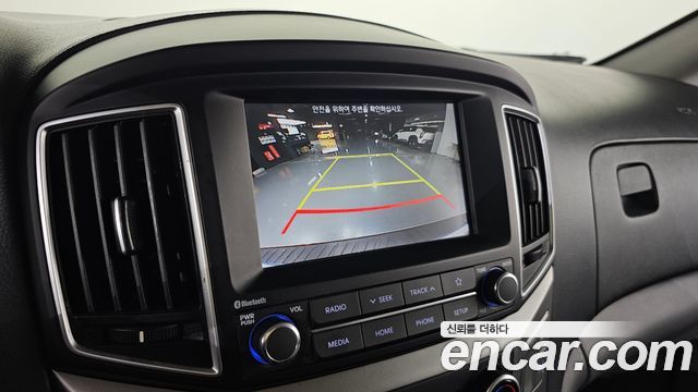 Hyundai Starex 2021 — photo 18