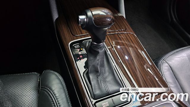 Kia K7 2015 — photo 9