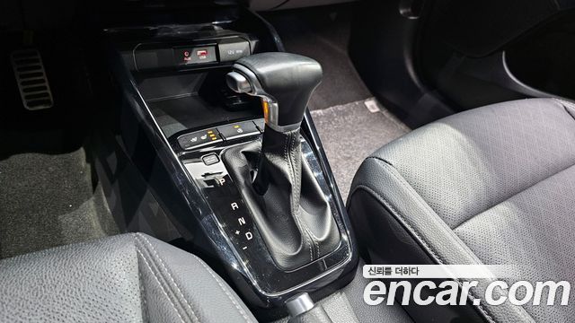 Kia Stonic 2019 — photo 9