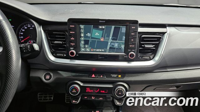 Kia Stonic 2019 — photo 15