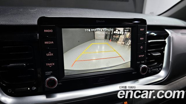 Kia Stonic 2019 — photo 16