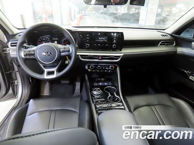 Kia K5 2021 — photo 10