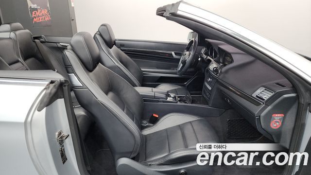 Mercedes-Benz E-Class 2017 — photo 11