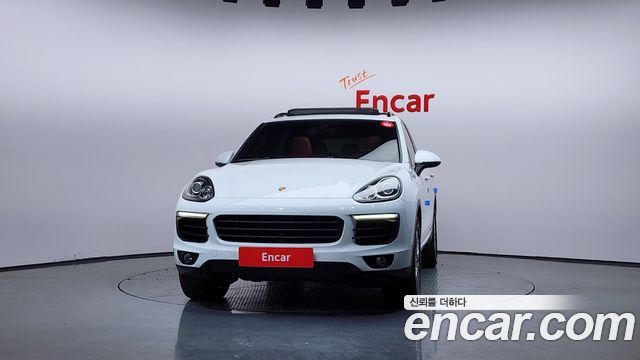 Porsche Cayenne 2016 — photo 3