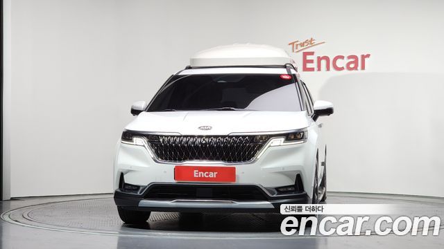Kia Canival 2021 — photo 3