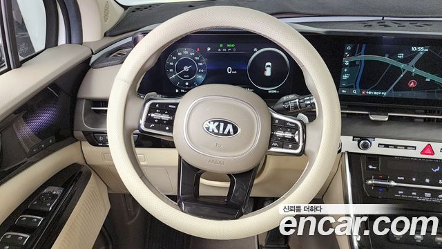 Kia Canival 2021 — photo 13