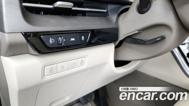 Kia Canival 2021 — photo 16