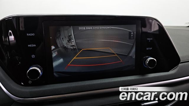 Hyundai Sonata 2020 — photo 17