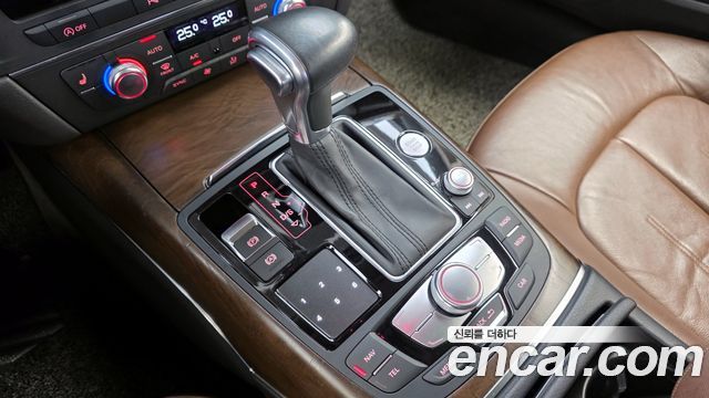 Audi A7 2015 — photo 9