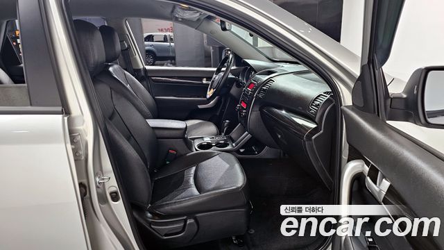 Kia Sorento 2012 — photo 10