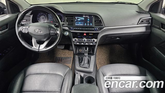 Hyundai AVANTE 2019 — photo 7