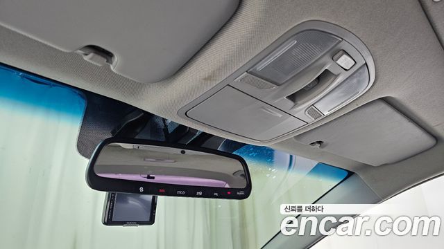 Hyundai AVANTE 2019 — photo 18