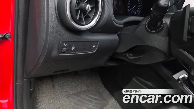 Hyundai Kona 2022 — photo 17