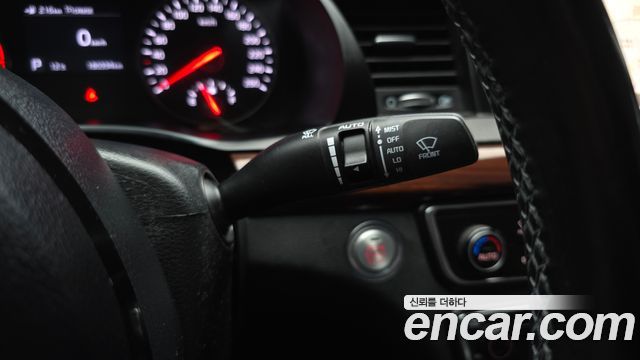 Kia K7 2017 — photo 18