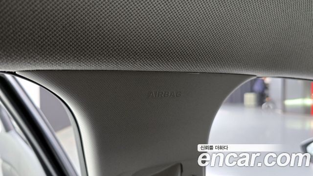 Hyundai AVANTE 2022 — photo 19