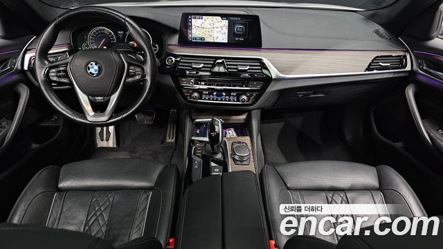 BMW 5-Series 2018 — photo 7