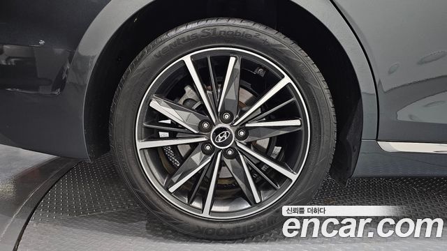 Hyundai Grandeur 2022 — photo 5