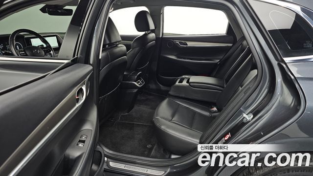 Hyundai Grandeur 2022 — photo 11