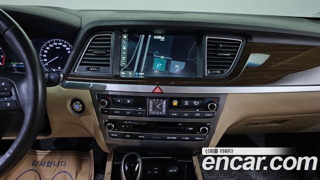 Hyundai Genesis 2016 — photo 15