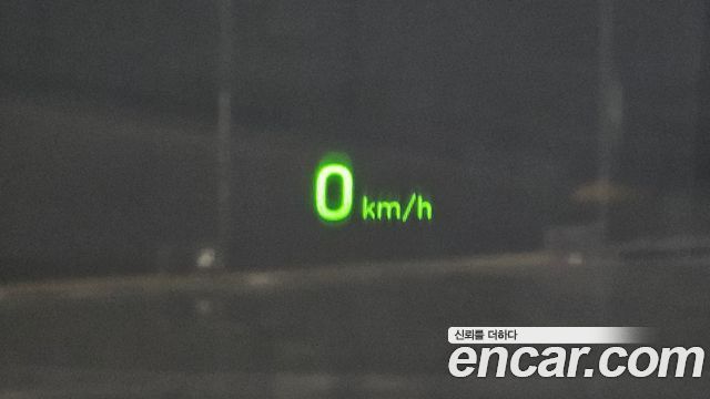 Genesis EQ900 2016 — photo 16