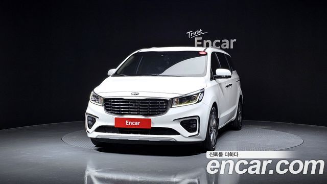 Kia Canival 2019 — photo 3