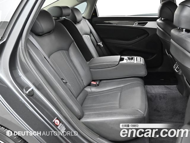 Genesis G80 2019 — photo 12