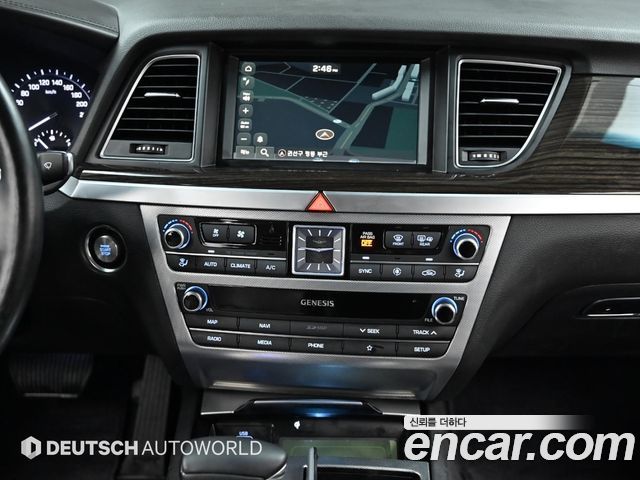 Genesis G80 2019 — photo 14