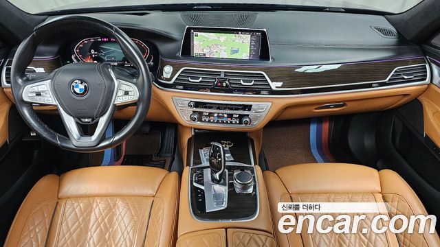 BMW 7-Series 2020 — photo 7