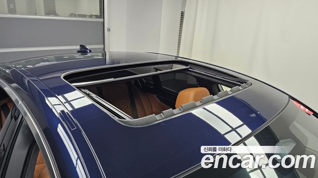 BMW 7-Series 2020 — photo 19