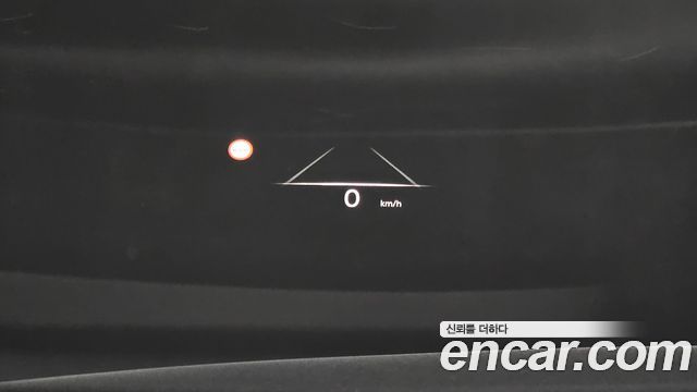 Genesis G90 2023 — photo 15