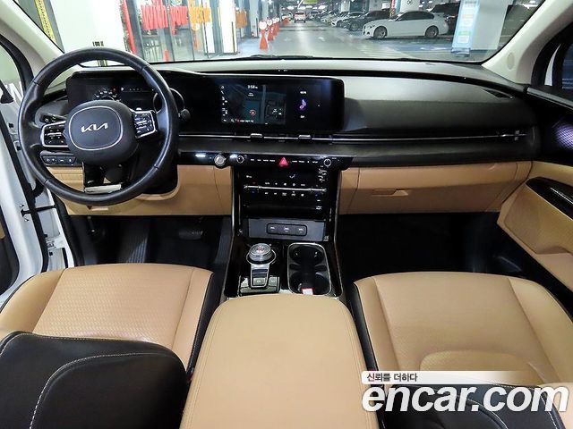 Kia Canival 2022 — photo 10