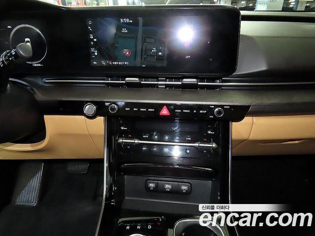 Kia Canival 2022 — photo 11