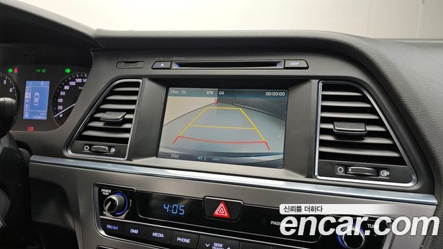 Hyundai Sonata 2015 — photo 16