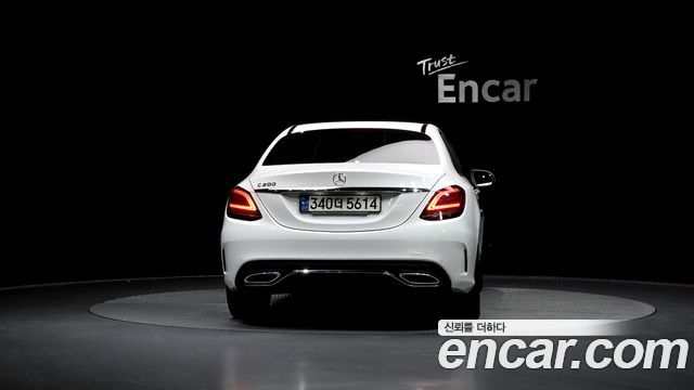 Mercedes-Benz C-Class 2021 — photo 4