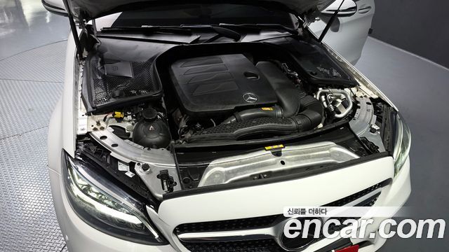 Mercedes-Benz C-Class 2021 — photo 6