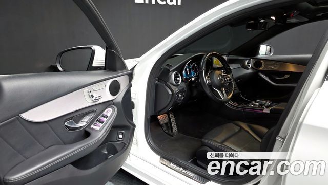 Mercedes-Benz C-Class 2021 — photo 10