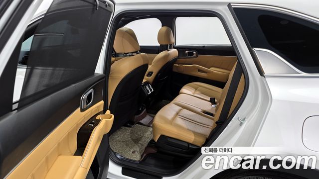 Kia Sorento 2022 — photo 11