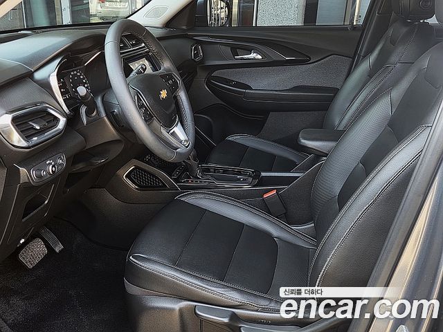 Chevrolet Korea Trailblazer 2021 — photo 9