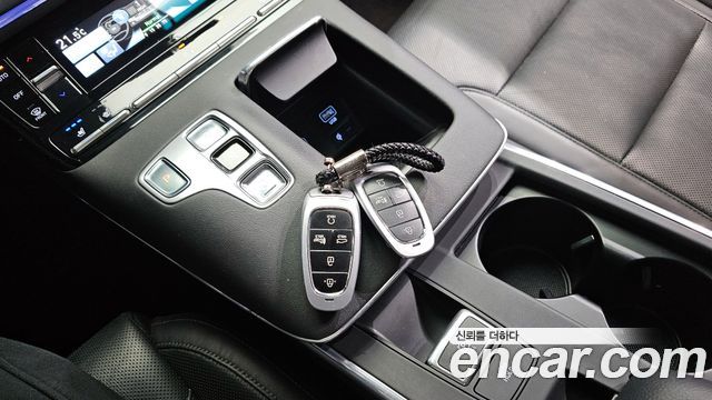 Hyundai Grandeur 2022 — photo 9