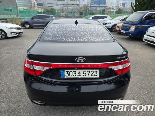 Hyundai Grandeur 2011 — photo 6