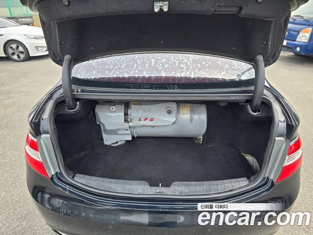 Hyundai Grandeur 2011 — photo 9