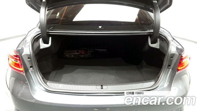 Renault Korea SM6 2024 — photo 20