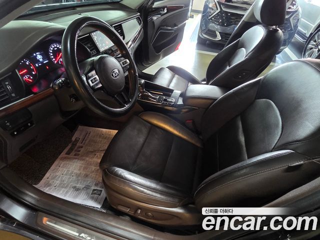 Kia K7 2016 — photo 11